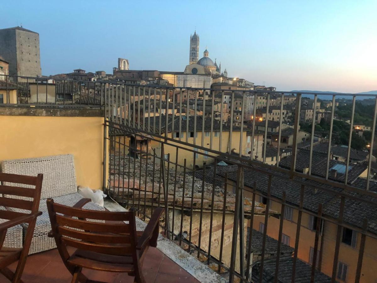 Appartamento La Terrazza sul Duomo Siena Esterno foto