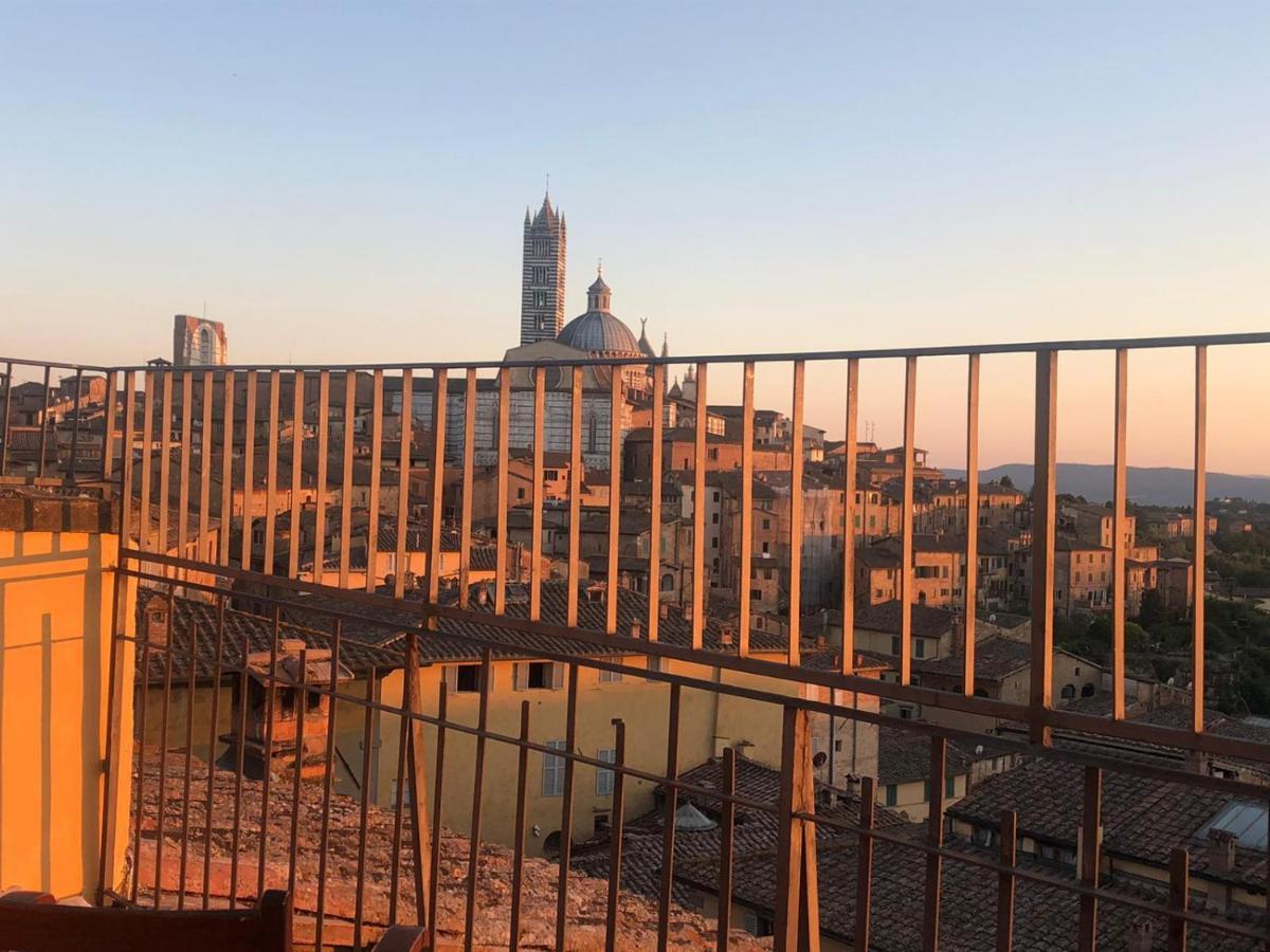 Appartamento La Terrazza sul Duomo Siena Esterno foto